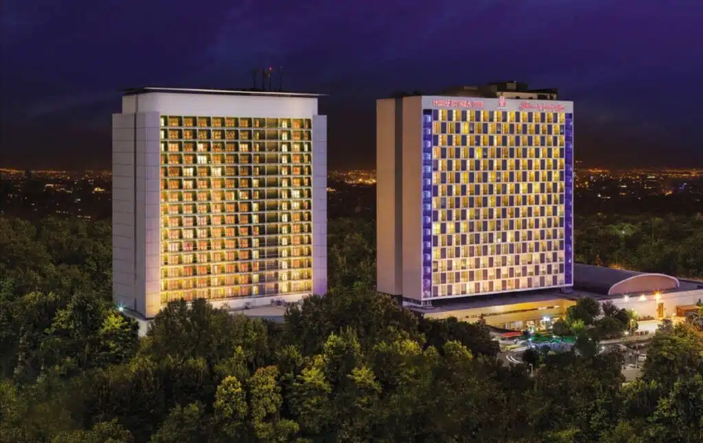 Esteghlal Hotel in Tehran