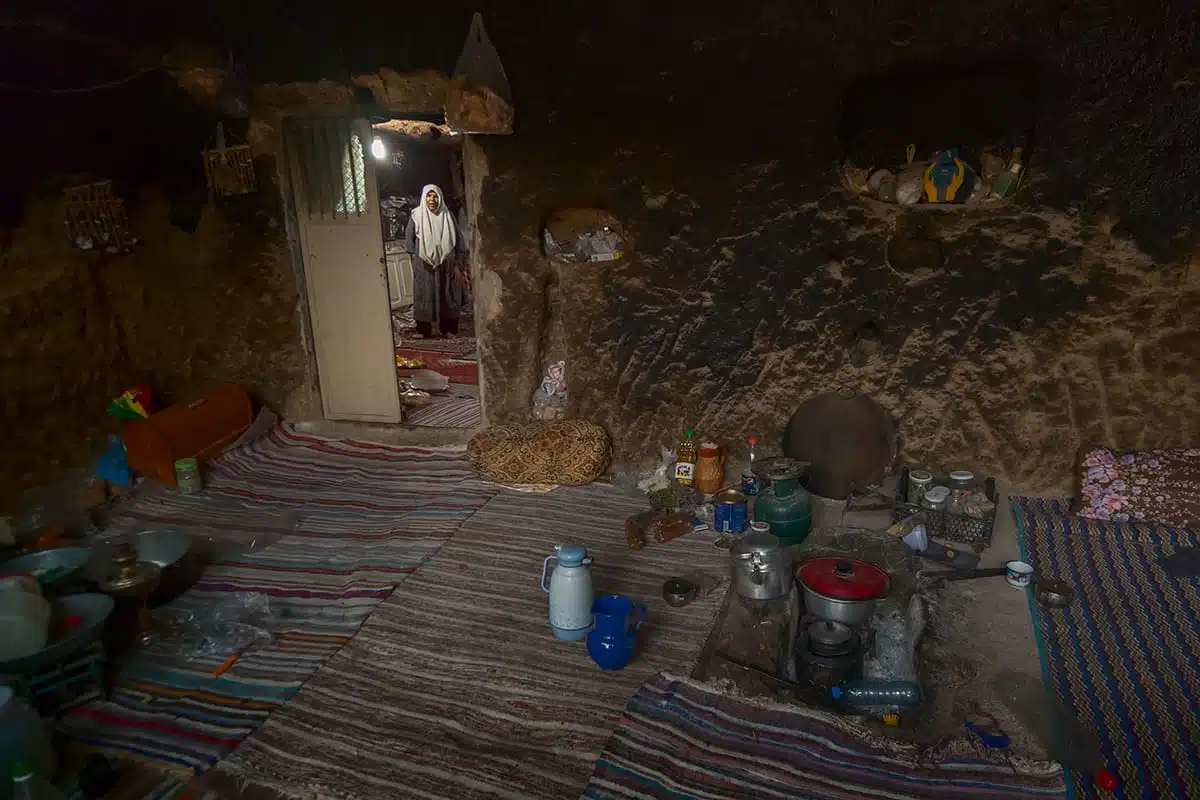 Photographing the hottest land surface on Earth in Iran - Travel to Iran
