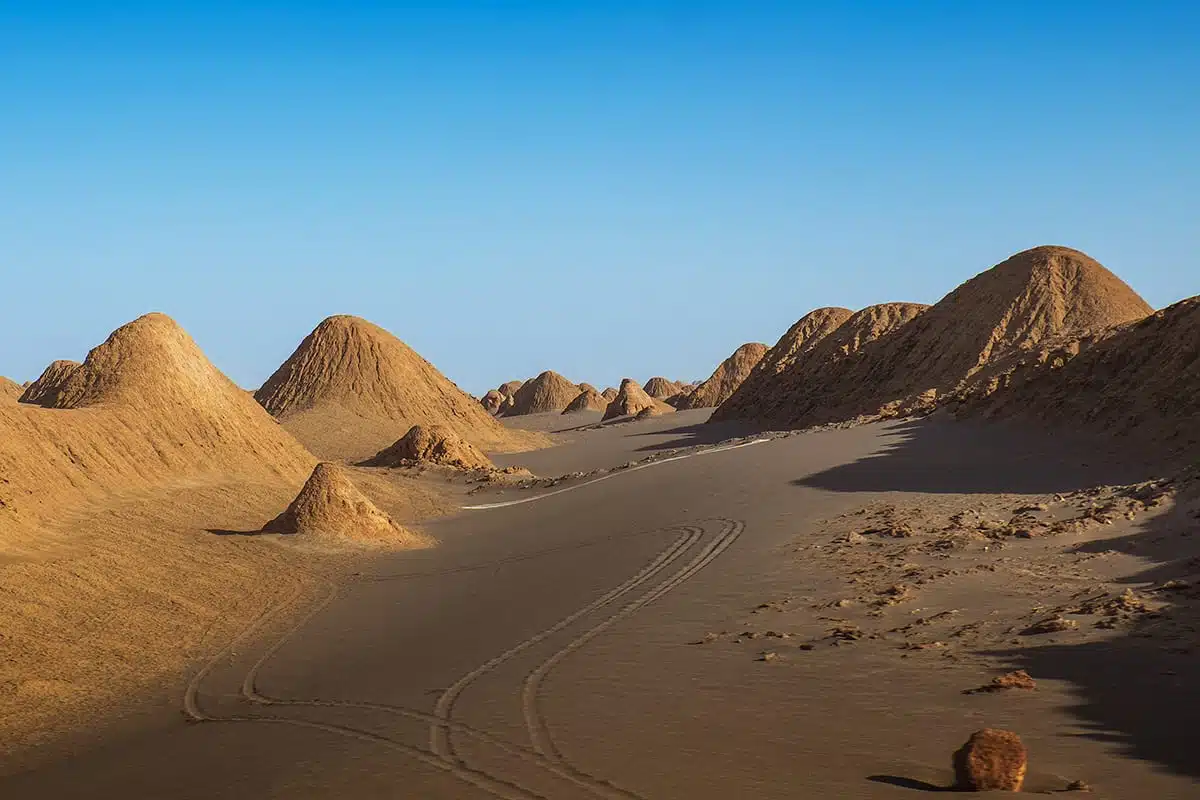 Photographing the hottest land surface on Earth in Iran - Travel to Iran
