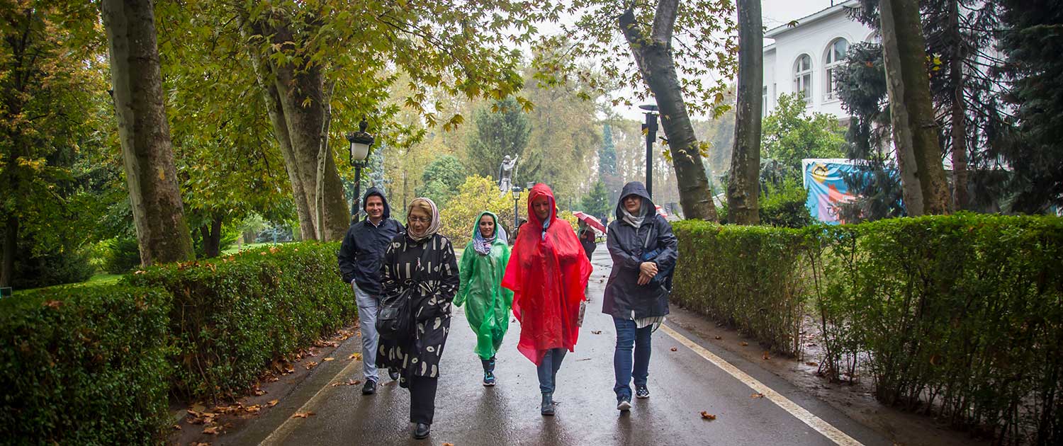 Saad Abad Rainy Surfiran Saad Abad Rainy Surfiran