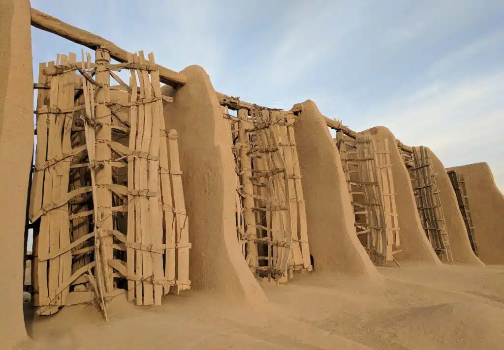 The Neshtifan windmills