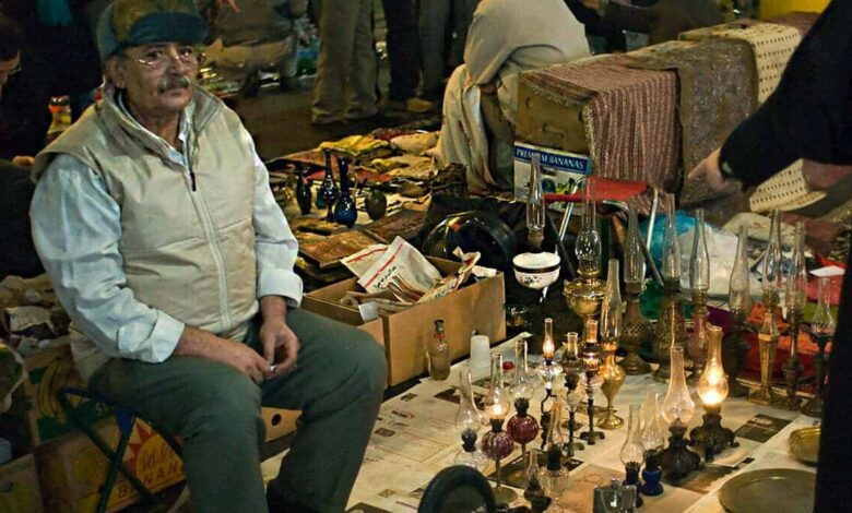 Tehran'S Friday Market: A Shopper'S Paradise 1 Tehran'S Friday Flea Market (Jome Bazaar)