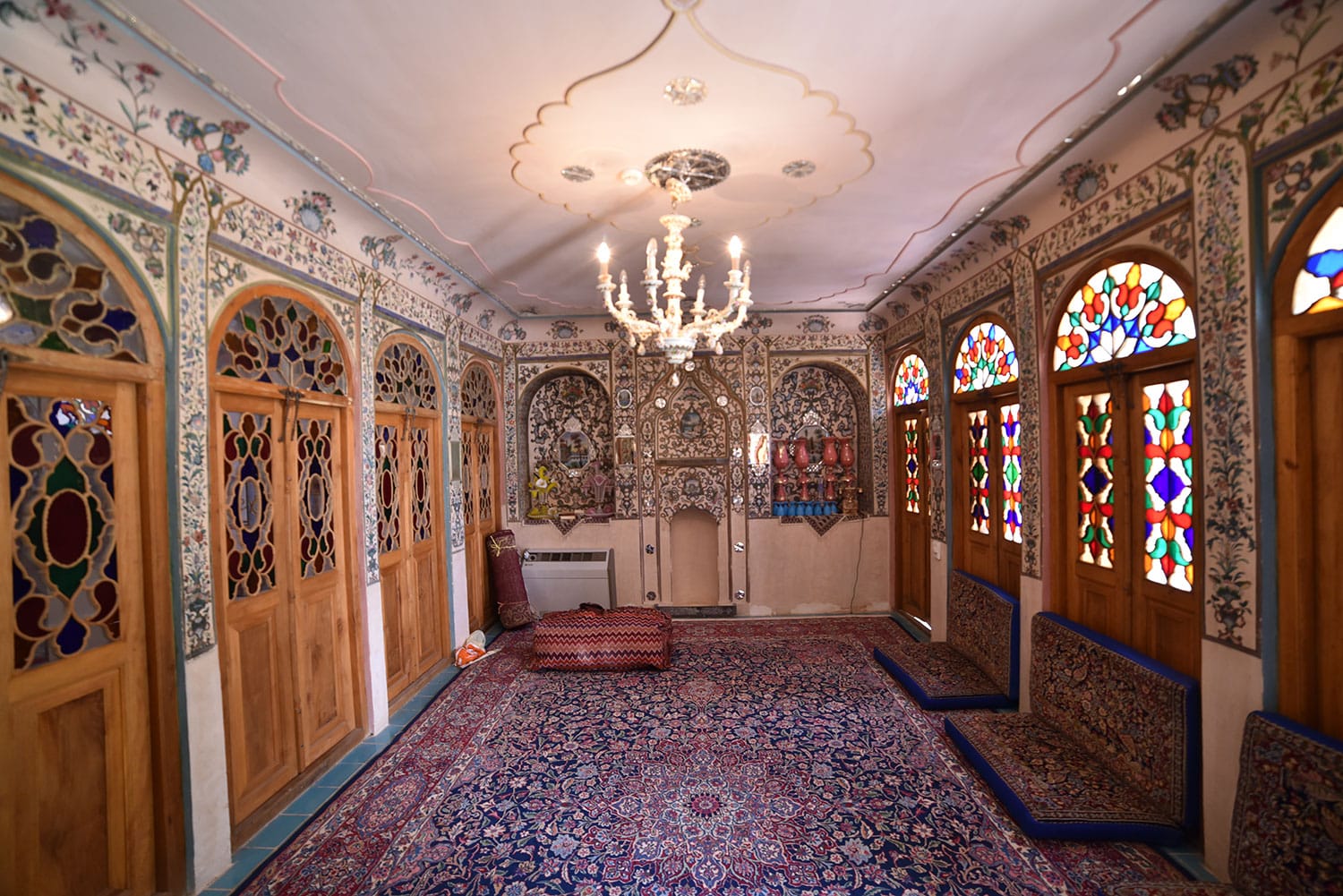 Iran's Traditional Houses: The Beauty of Persian Architecture