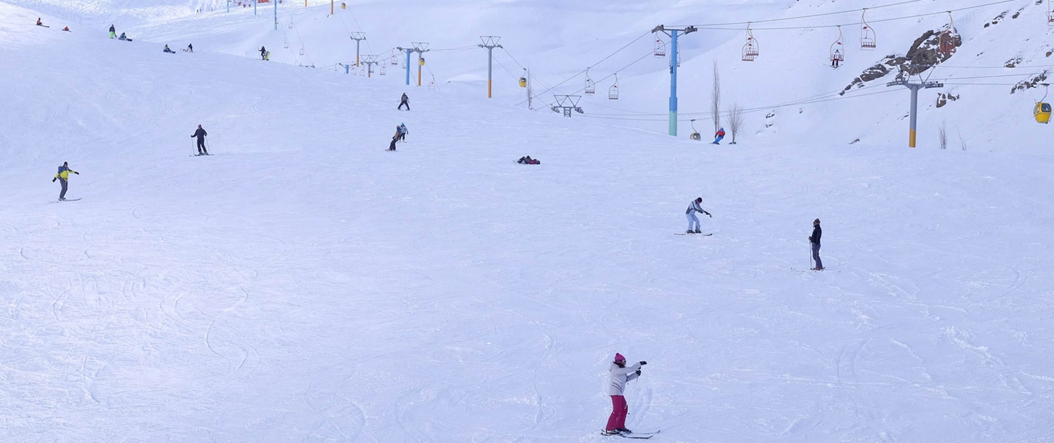 Skiing at the Dizin ski resort