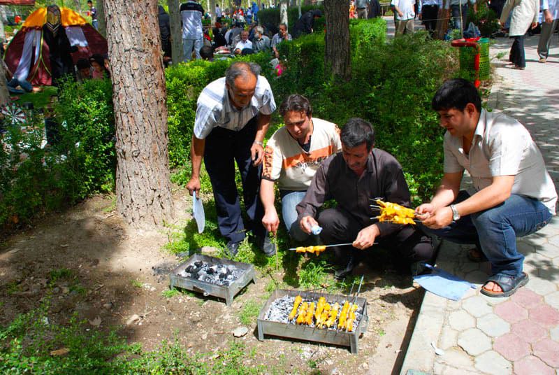Sizdah Bedar Unity: Nowruz in the Open Air