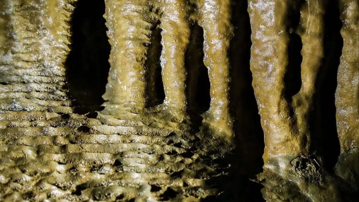 Quri Qale Cave