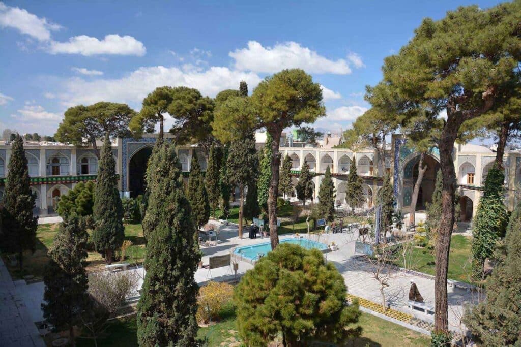 Isfahan Travel Guide Image