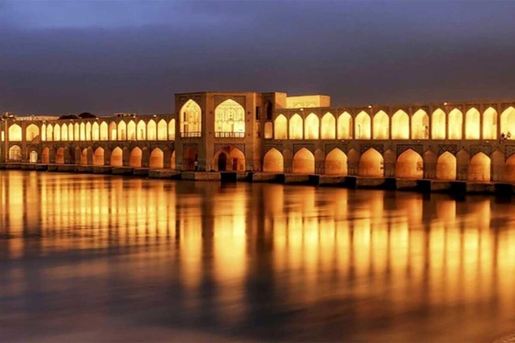 Isfahan Travel Guide Image