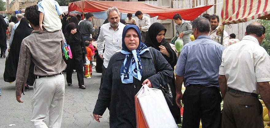 Tehran Jomeh Bazaar (Friday Market) Tehran Jomeh Bazaar (Friday Market)
