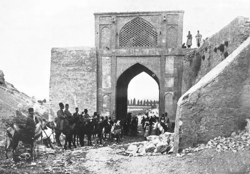 Quran Gate (Darvazeh-e Quran)