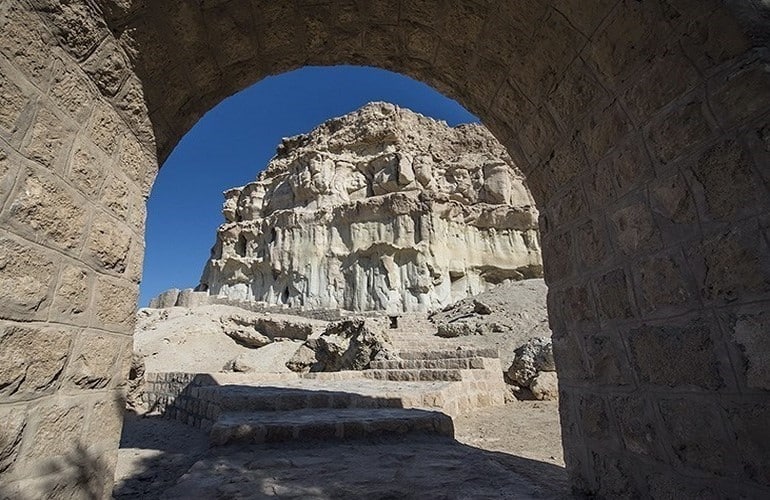 Iran's Top 10 Caving Adventures: Subterranean Wonders Await Image