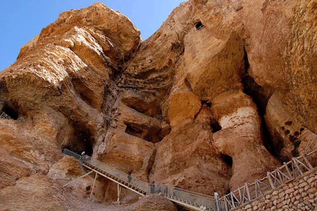 Iran's Top 10 Caving Adventures: Subterranean Wonders Await Image