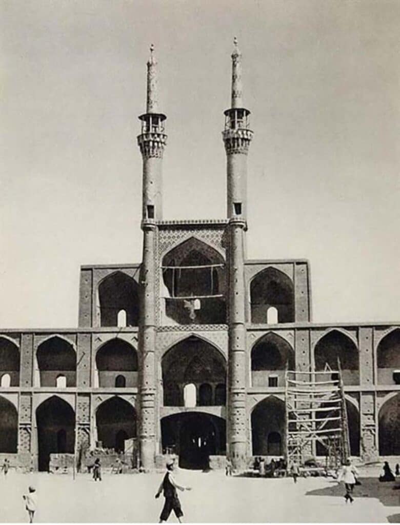 Amir Chakhmaq Complex