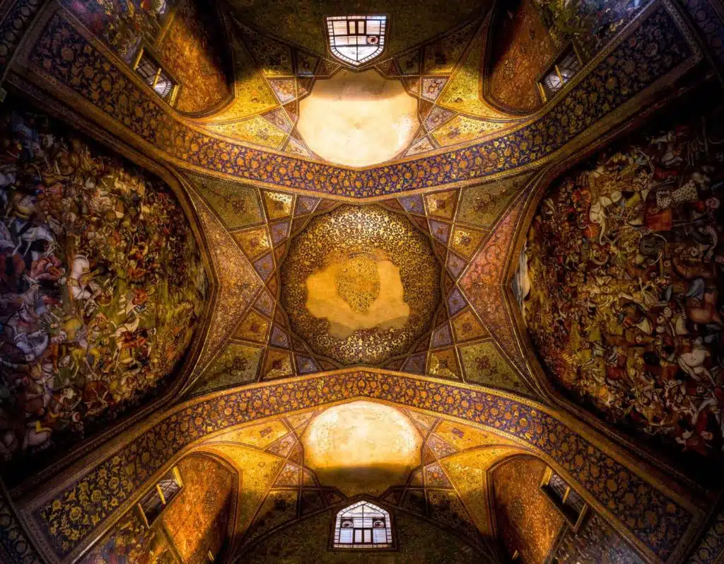 Architecture of Chehel Sotoon Palace in Isfahan Architecture of Chehel Sotoon Palace in Isfahan