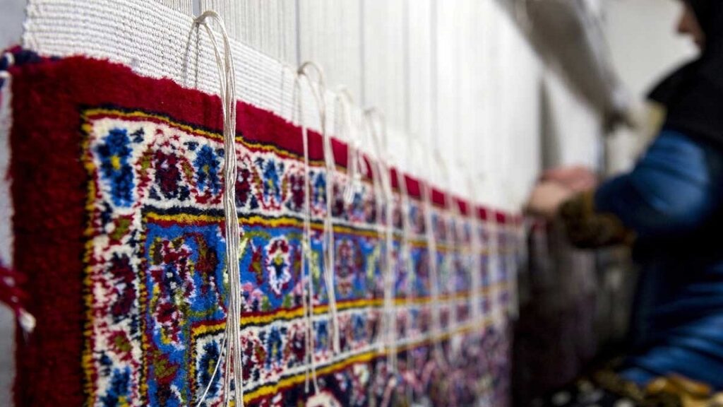 Carpet Waving In Shiraz Carpet Waving In Shiraz