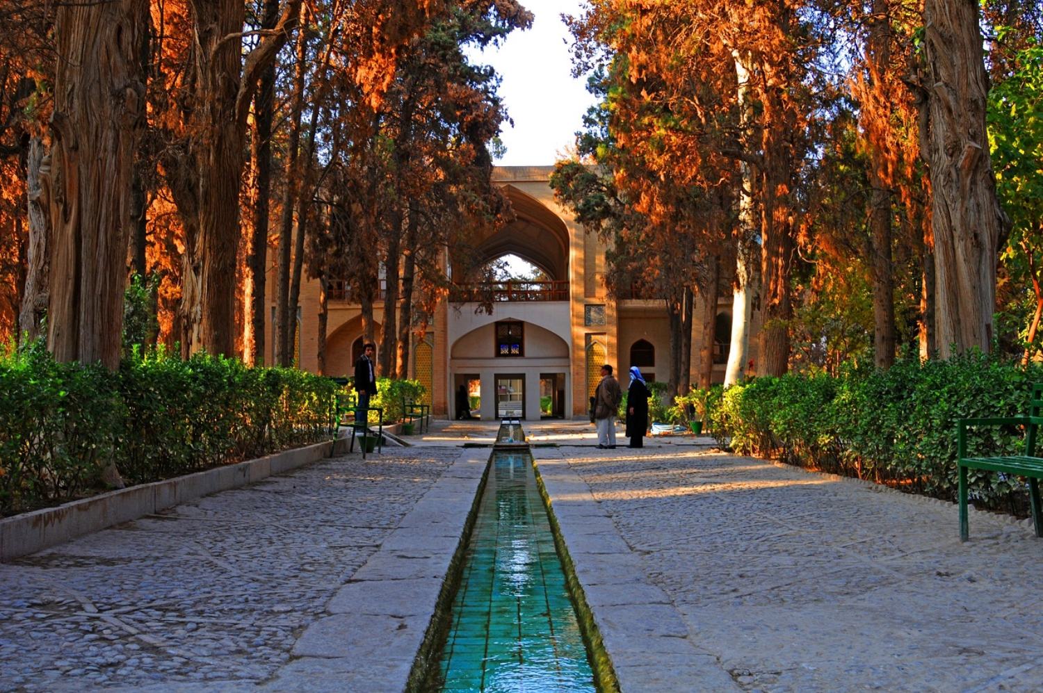 Fin Garden: A Historical Oasis In Kashan