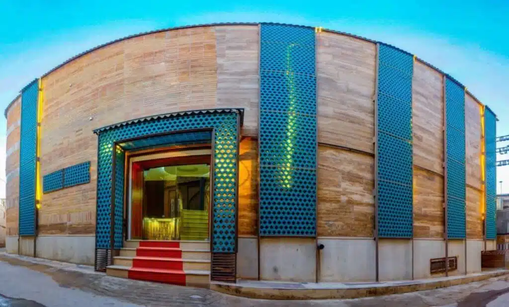 Rhyton Hotel Shiraz