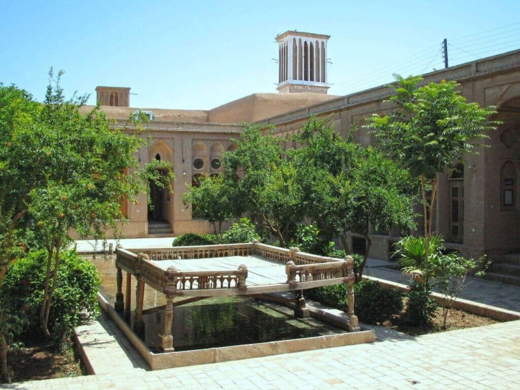 Historical Lari Houses Historical Lari Houses