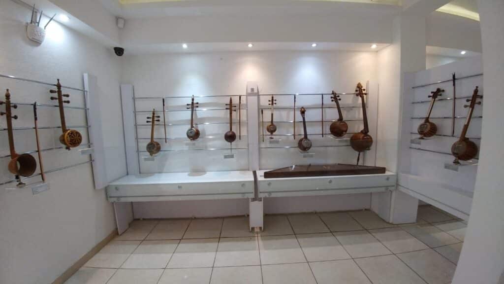 Isfahan Music Museum: All You Need To Know 16 Fm Fc