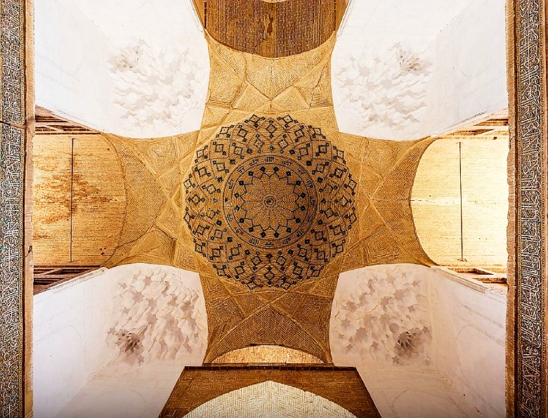 The Historical Malek Mosque In Kerman The Historical Malek Mosque In Kerman