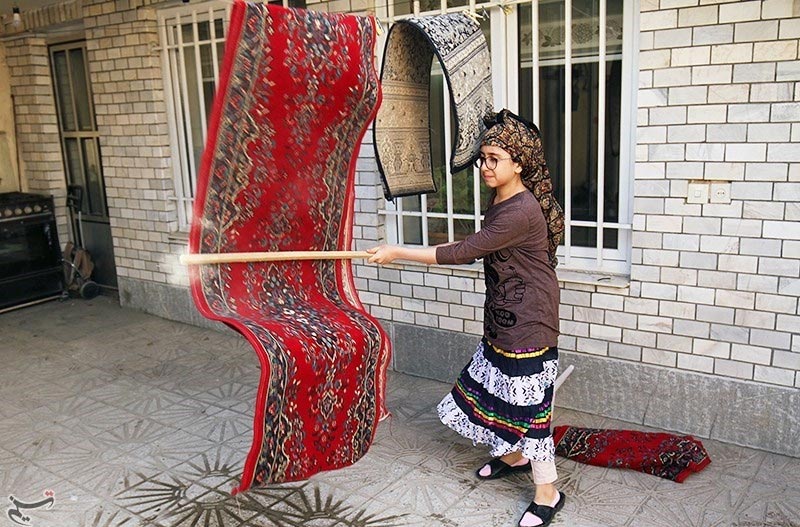 Iranian Preparing To Celebrate Nowruz: The Persian New Year Iranian Preparing To Celebrate Nowruz: The Persian New Year