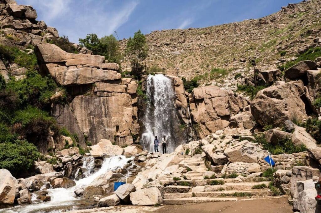 10 Most Beautiful Waterfalls In Iran 39 Ganjnameh Waterfall