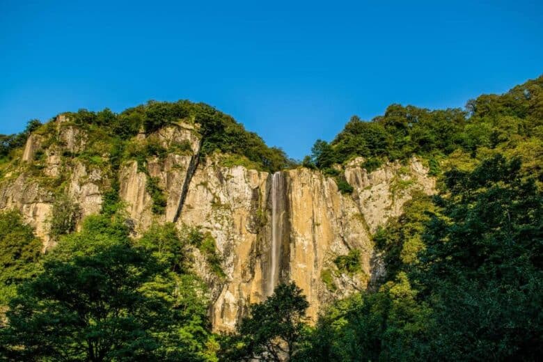 10 Most Beautiful Waterfalls In Iran 12 Laton Waterfall