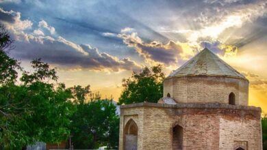 Arak Travel Guide