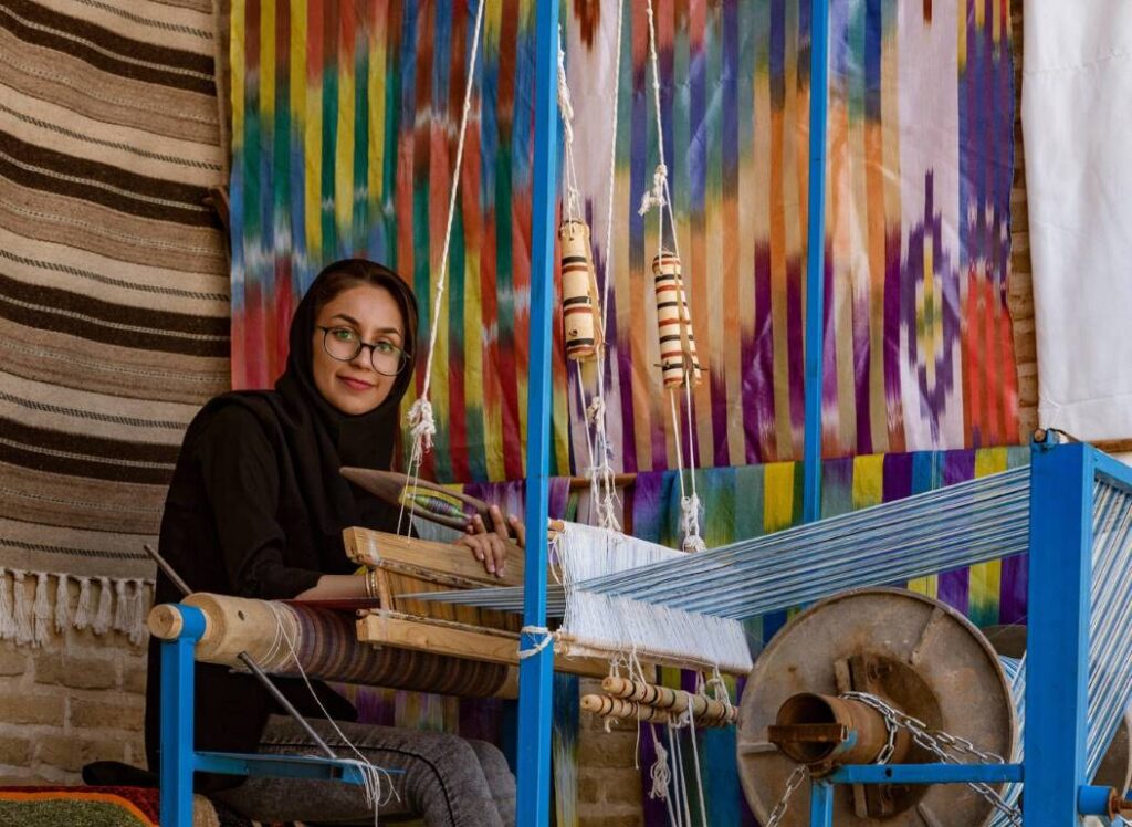 Iranian Handicrafts: Exploring The Art And Crafts Of Iran 5 Carpet Weaving In Iran
