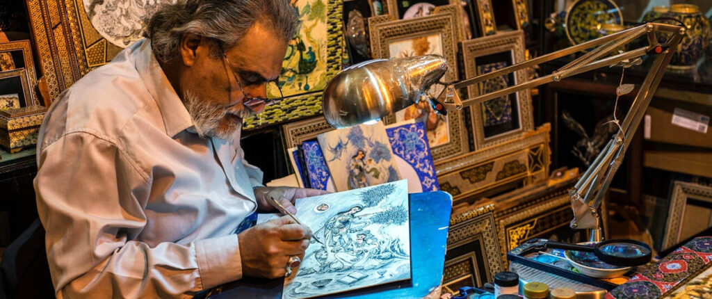 10 Must-Have Iranian Handicraft Souvenirs For Travelers 2 Persian Miniature Painting