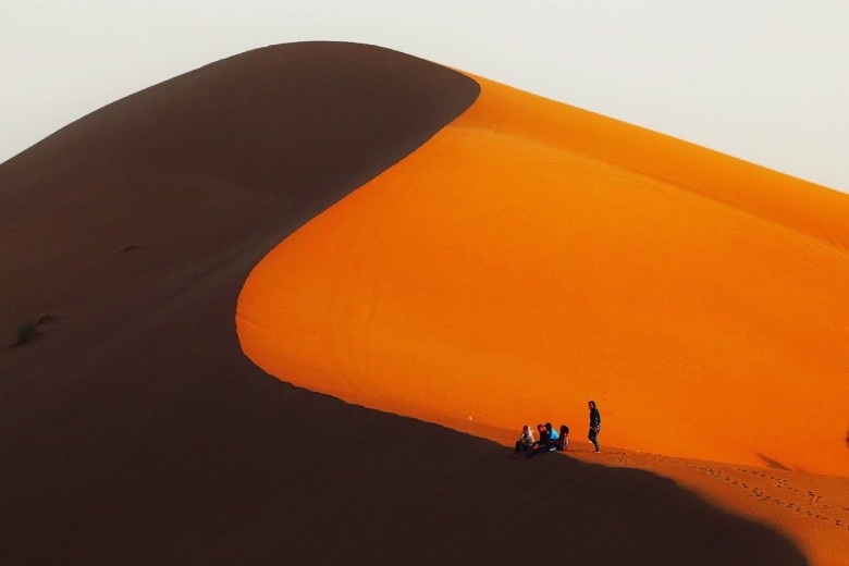 Exploring The Deserts Of Iran: A Comprehensive Travel Guide 16 Visiting Varzaneh Desert
