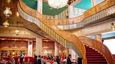 Top 5 Luxury Experiences In Iran You Can'T Miss 2 Inside Hotel Abbasi Of Isfahan