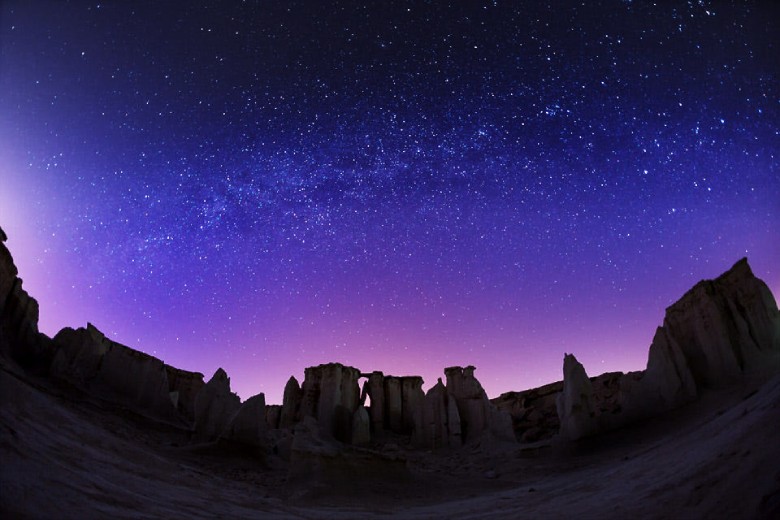 Valley Of Stars In Qeshm: A Must-See Attraction 4 Valley Of Stars At Night