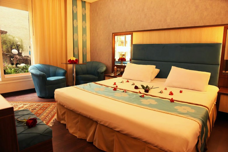Double Rooms Of Parsian Ali Qapu Hotel