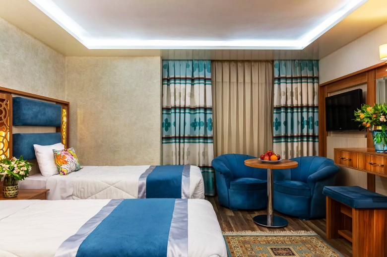Rooms Of Parsian Ali Qapu Hotel In Isfahan