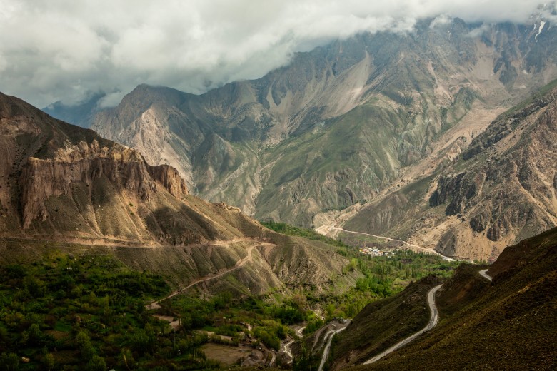 Hiking Iran'S Natural Wonders: Guided Walking Tours 2 Alborz Mountains, Iran