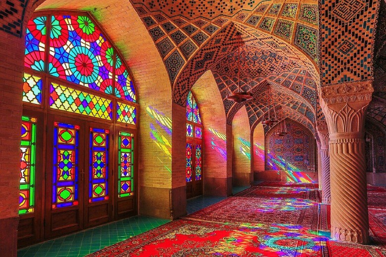 Why Iran Is Persian, Not Arab – Essential Cultural Insights 4 Shiraz City (Nasir Al Mulk Mosque)