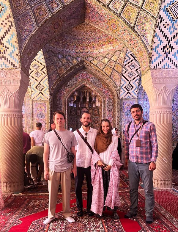 What Is The Average Size Of A Group Tour In Iran? 8 Visiting Iran With Surfiran Group Tours