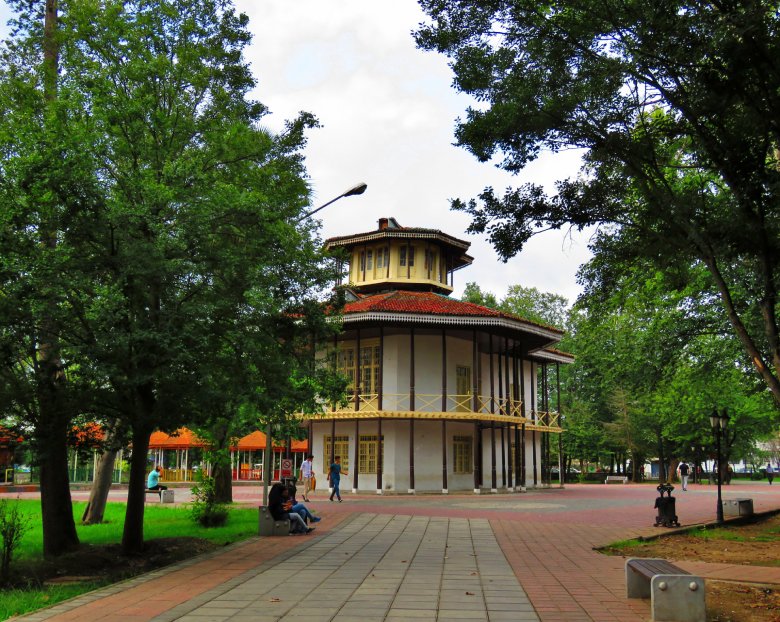The Most Famous Cities Of Gilan You Must Visit 6 Kolah Farangi Mansion, Rasht