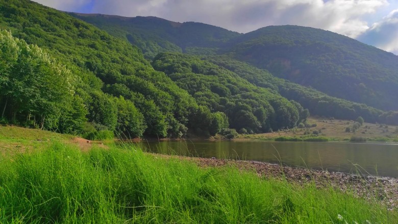 The Most Famous Cities Of Gilan You Must Visit 31 Vistan Bere Lake