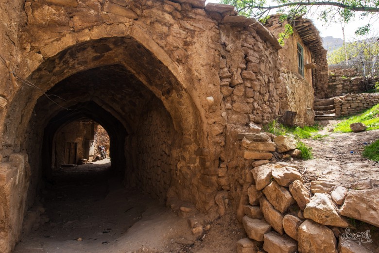 Ghalat Village In Shiraz: Discovering A Hidden Paradise In Fars 2 Walking Through Ghalat Village Near Shiraz