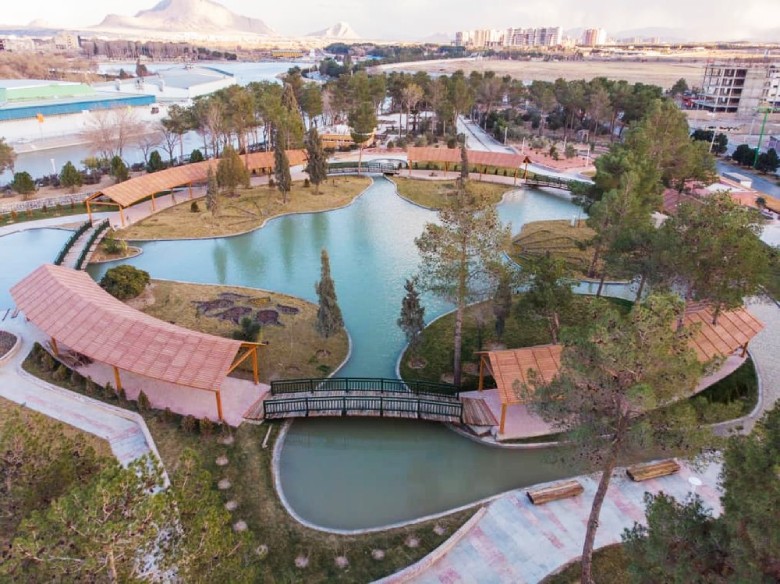 The 20 Best Isfahan'S Nighttime Attractions 13 Moshtagh Park Isfahan