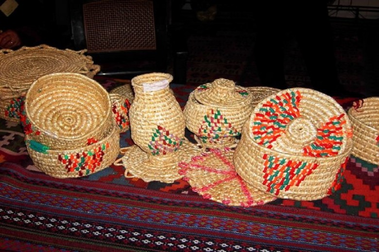 A Guide To Qom Souvenirs: Buy The Best During Your Visit 8 Marwar Bafi