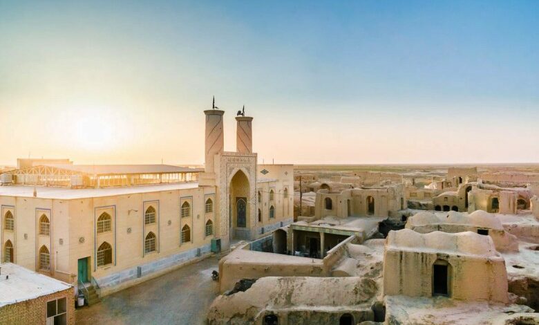 Varzaneh Desert City Near Isfahan