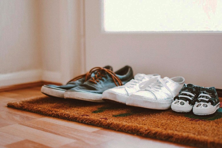 Persian Hospitality: What To Expect When Visiting Local Homes 4 Removing Shoes To Enter An Iranian House
