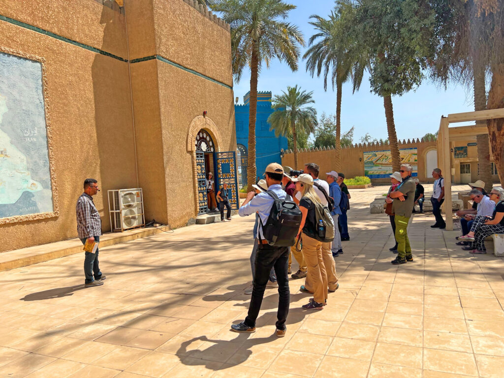 Iraq Travel Guide - Top Iraq Tours And Tourist Advice ()